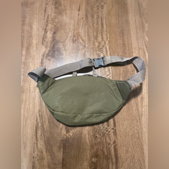 Camo Fanny pack - Picture 2 of 2